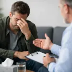 Hilfe für männliche Gewaltopfer richtig finden